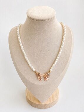 Gold Bow Faux Pearl Necklace Adjustable 18–22" Dainty Coquette‎ Y2K